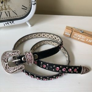 Harley Davidson women belt with pink crystals .
